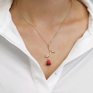 Red Rose Gold Necklace